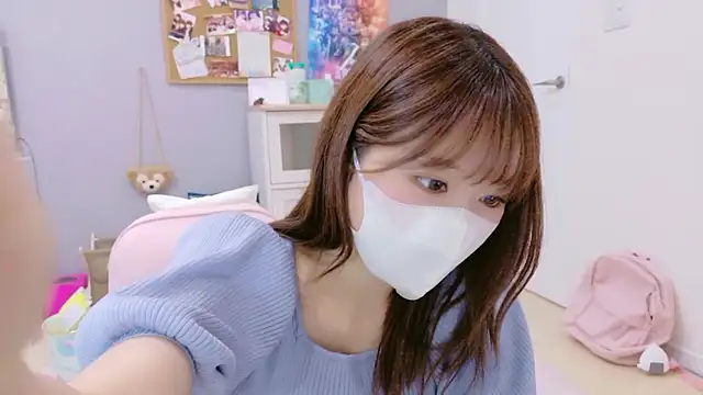 Yui-Ch online show from 09/30/25, 11:59