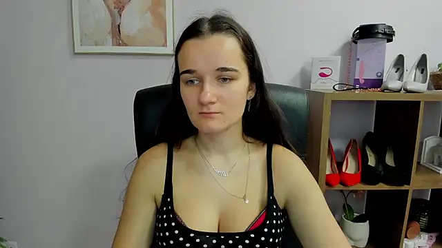 Snapshot of KateDelight chatting on 11/15/25, 07:38 KateDelight online show from 11/15/25, 07:38