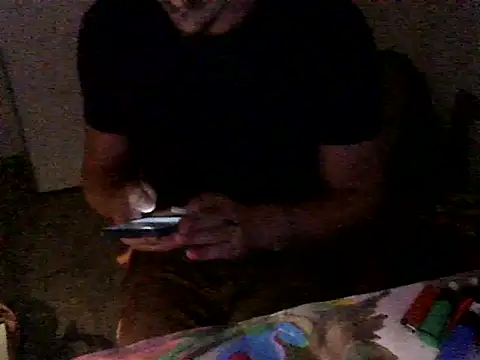 Snapshot of prcalek19 chatting on 10/18/25, 04:08 prcalek19 online show from 10/18/25, 04:08