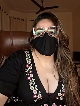 Snapshot of SEXY-Sardarni chatting on 12/10/24, 02:39 SEXY-Sardarni online show from 12/10/24, 02:39