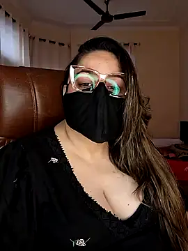 Snapshot of SEXY-Sardarni chatting on 01/04/25, 09:54 SEXY-Sardarni online show from 01/04/25, 09:54