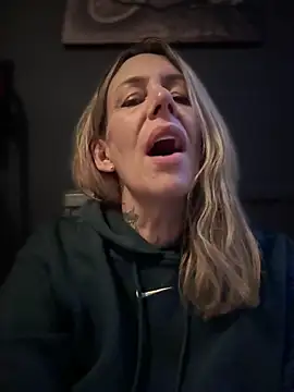 blondebitch2 online show from 02/07/25, 07:18