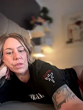 blondebitch2 online show from 11/16/25, 11:16