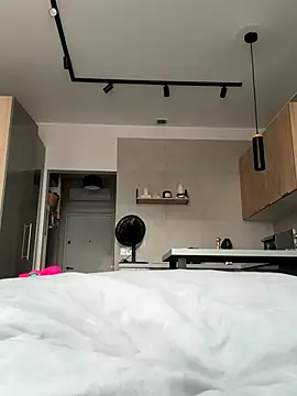 mollyyank online show from 10/12/25, 08:02