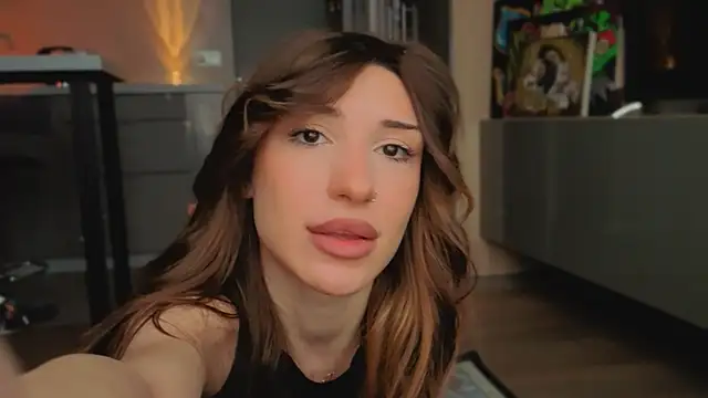 Snapshot of mollyyank chatting on 03/04/26, 08:53 mollyyank online show from 03/04/26, 08:53