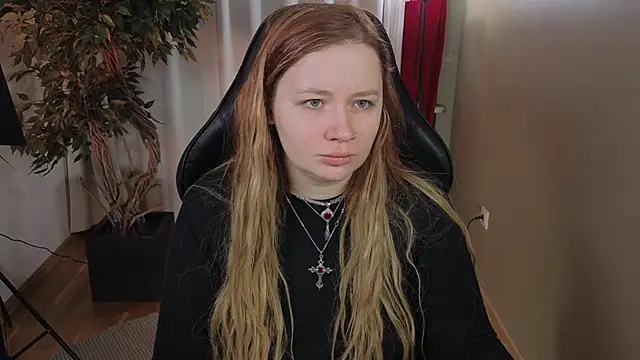 carolina elf online show from 02/03/26, 05:16