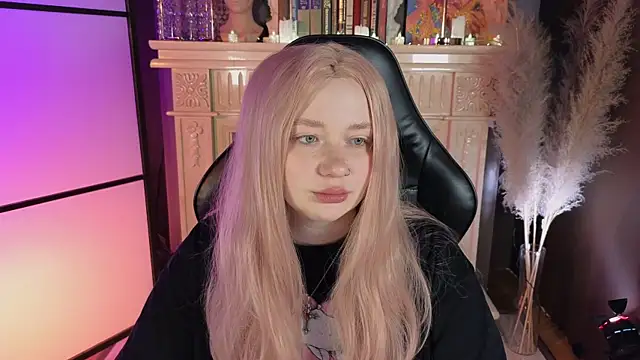 carolina elf online show from 03/29/26, 05:29