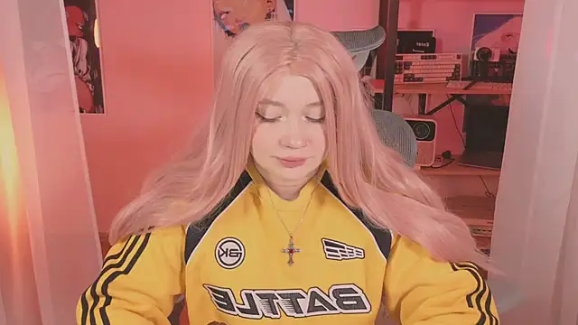 carolina elf online show from 04/03/26, 07:17