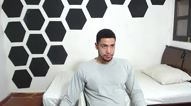 Jhors  Collens online show from 01/18/25, 06:24