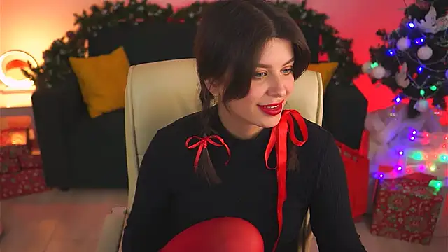 Snapshot of NicoleMun chatting on 12/05/24, 08:00 NicoleMun online show from 12/05/24, 08:00