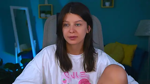 Snapshot of NicoleMun chatting on 02/04/25, 12:22 NicoleMun online show from 02/04/25, 12:22