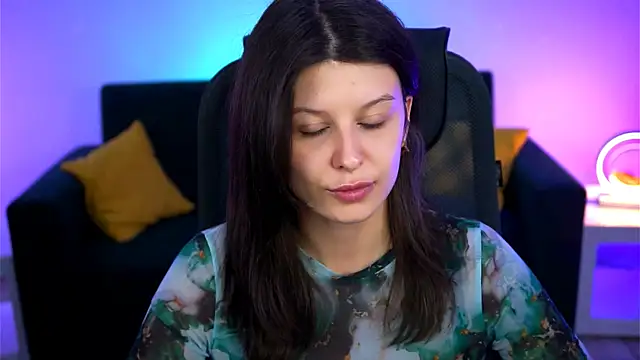 Snapshot of NicoleMun chatting on 03/04/25, 02:42 NicoleMun online show from 03/04/25, 02:42