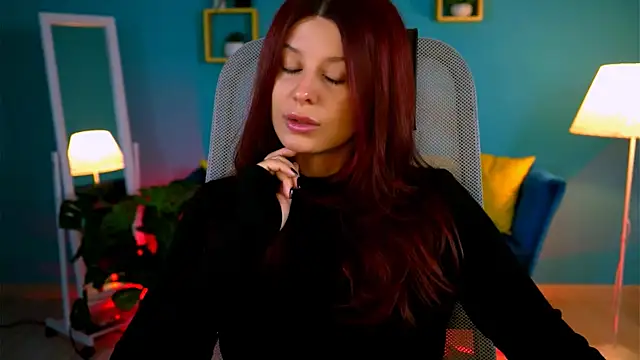 Snapshot of NicoleMun chatting on 10/26/25, 05:02 NicoleMun online show from 10/26/25, 05:02