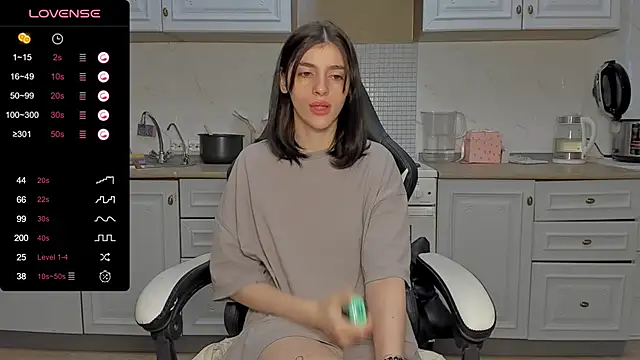 broosnica1 online show from 02/06/25, 08:29