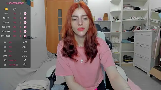 Snapshot of broosnica1 chatting on 06/03/26, 07:44 broosnica1 online show from 06/03/26, 07:44