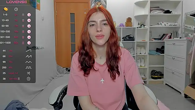 Snapshot of broosnica1 chatting on 06/03/26, 02:33 broosnica1 online show from 06/03/26, 02:33