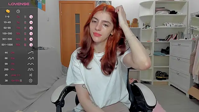 Snapshot of broosnica1 chatting on 06/10/26, 08:02 broosnica1 online show from 06/10/26, 08:02