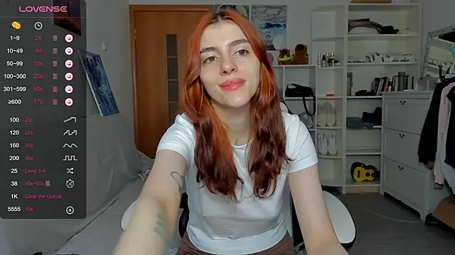 Snapshot of broosnica1 chatting on 07/06/26, 06:43 broosnica1 online show from 07/06/26, 06:43