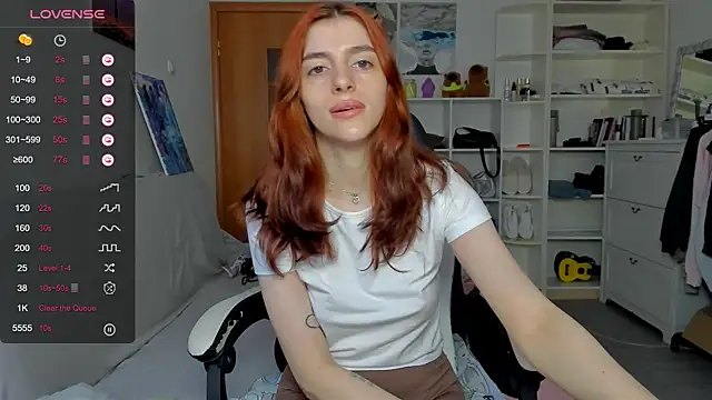 Snapshot of broosnica1 chatting on 07/07/26, 07:23 broosnica1 online show from 07/07/26, 07:23