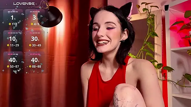 Snapshot of Alice_Succuby chatting on 01/31/25, 07:40 Alice Succuby online show from 01/31/25, 07:40