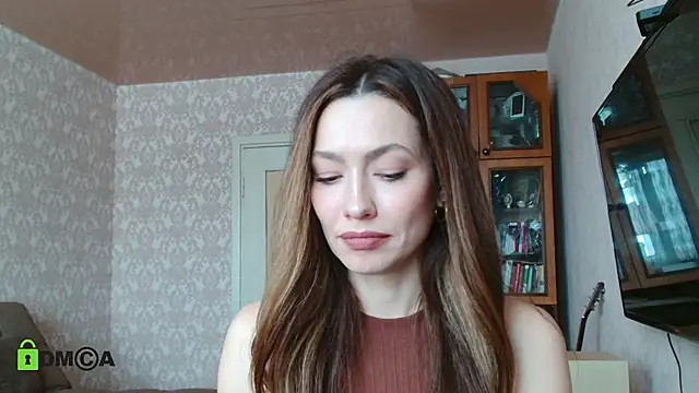 Snapshot of alicia_spicy chatting on 02/14/25, 07:49 alicia spicy online show from 02/14/25, 07:49