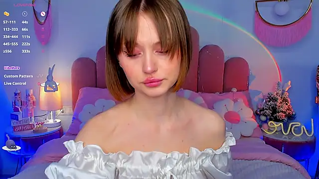 MaryLew online show from 12/16/25, 06:40