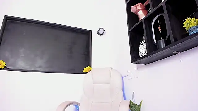 xenia golden online show from 03/06/26, 08:27