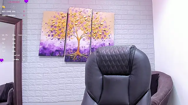  AlejaCruz  online show from 05/12/26, 06:27