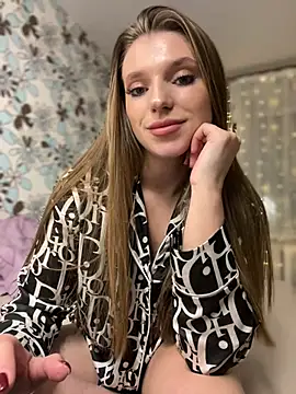 adel secret online show from 02/24/25, 11:41