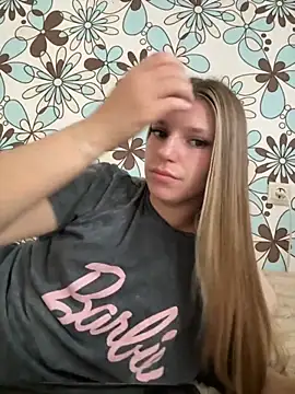 adel secret online show from 09/11/25, 08:03