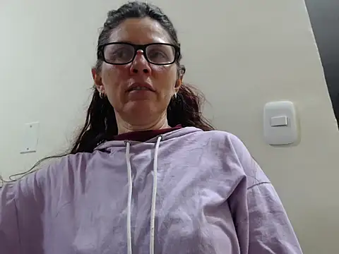 Alicia inblack online show from 09/12/25, 10:54