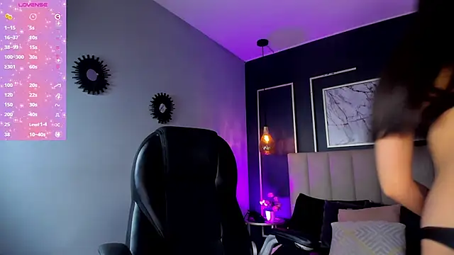 Snapshot of Lissy__Dream chatting on 01/31/25, 10:21 Lissy Dream online show from 01/31/25, 10:21