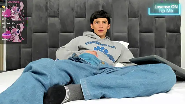 Adam Clay21 online show from 03/05/25, 04:13