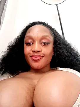 Busty Bambi online show from 05/31/26, 10:00
