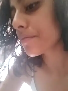 Snapshot of cleopatra-phaedra chatting on 12/22/24, 04:27 cleopatra-phaedra online show from 12/22/24, 04:27