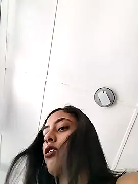 Snapshot of cleopatra-phaedra chatting on 02/07/25, 09:05 cleopatra-phaedra online show from 02/07/25, 09:05