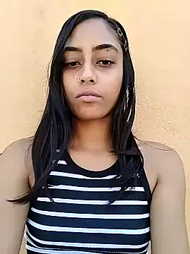 Snapshot of cleopatra-phaedra chatting on 03/21/25, 08:28 cleopatra-phaedra online show from 03/21/25, 08:28