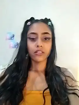 cleopatra-phaedra online show from 03/29/26, 03:56
