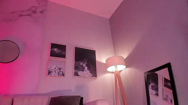 Violetta Nur online show from 01/08/26, 08:44