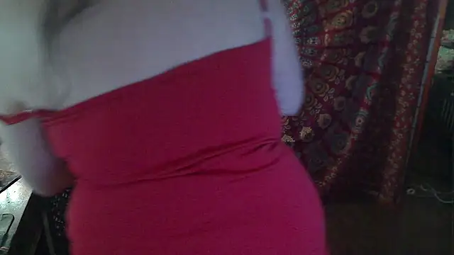 Snapshot of Ireallysquirt chatting on 02/15/26, 03:25 Ireallysquirt online show from 02/15/26, 03:25