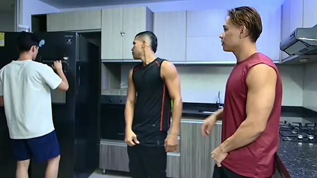 Snapshot of Boysgang_sex chatting on 01/31/25, 11:46 Boysgang sex online show from 01/31/25, 11:46