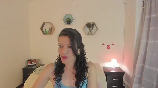 Snapshot of Paloma_victory chatting on 04/23/26, 08:44 Paloma victory online show from 04/23/26, 08:44