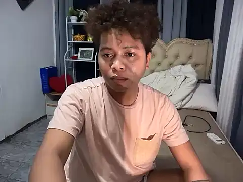 asian sweetboy online show from 03/03/26, 07:14