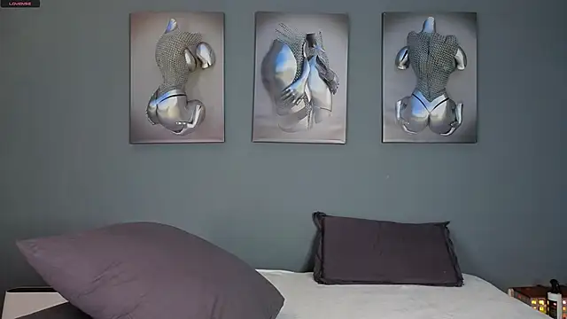 SophieInkk online show from 03/22/25, 08:59