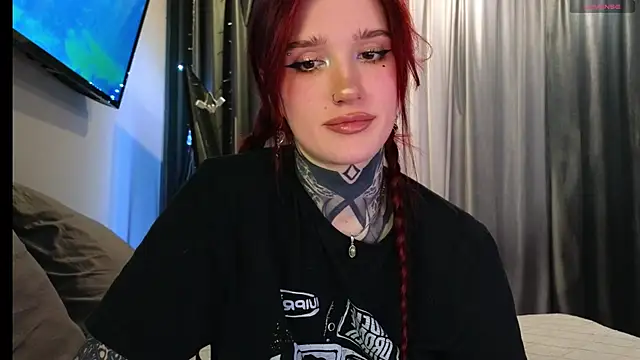 SophieInkk online show from 02/27/26, 05:07