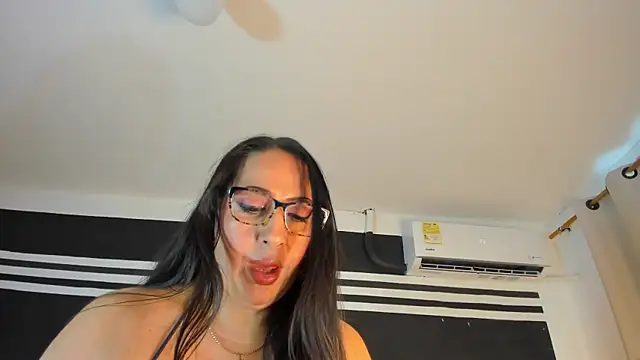 MayraVegas online show from 01/15/25, 01:20