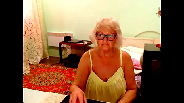 Snapshot of Natali7634 chatting on 06/15/26, 03:58 Natali7634 online show from 06/15/26, 03:58