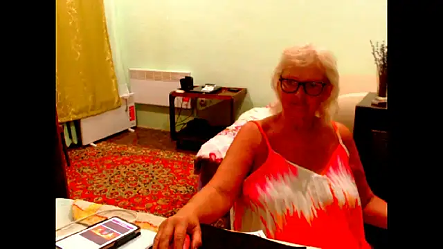 Snapshot of Natali7634 chatting on 06/26/26, 03:27 Natali7634 online show from 06/26/26, 03:27