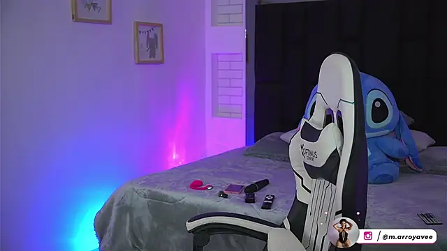 Marianamonroe  online show from 06/20/26, 12:08