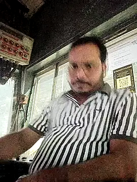 DeepakXxxR86 online show from 01/06/26, 06:33